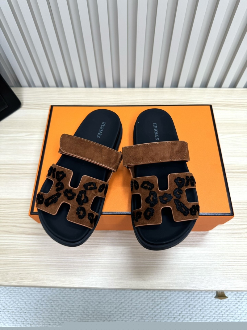 H**mes slippers